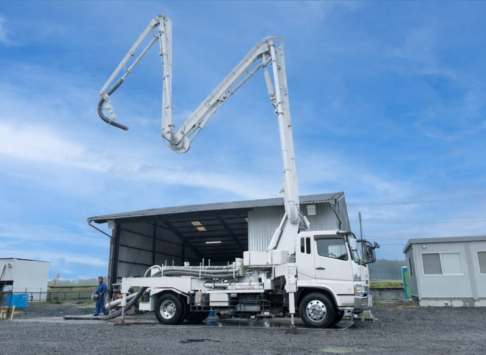 コンクリートポンプ車